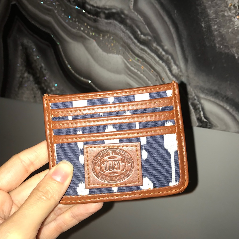 Obey wallet